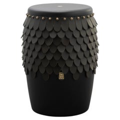 Sitiera Stool in Solid Wood, Olivo Thick Leather & Aged Bronze by Estudio Andean