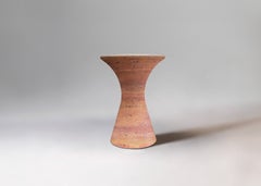 Travertino Rosso Taburete contemporáneo de mármol apomazado by Angelo Alinea