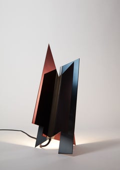 Geometrische flare 01 tischlampe von Jennifer Midoz