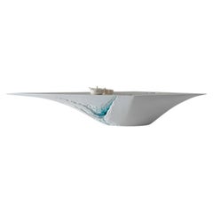 Navis Niedriger Tisch von Tor Rothschild: Modernes Design aus recyceltem Kunststoff