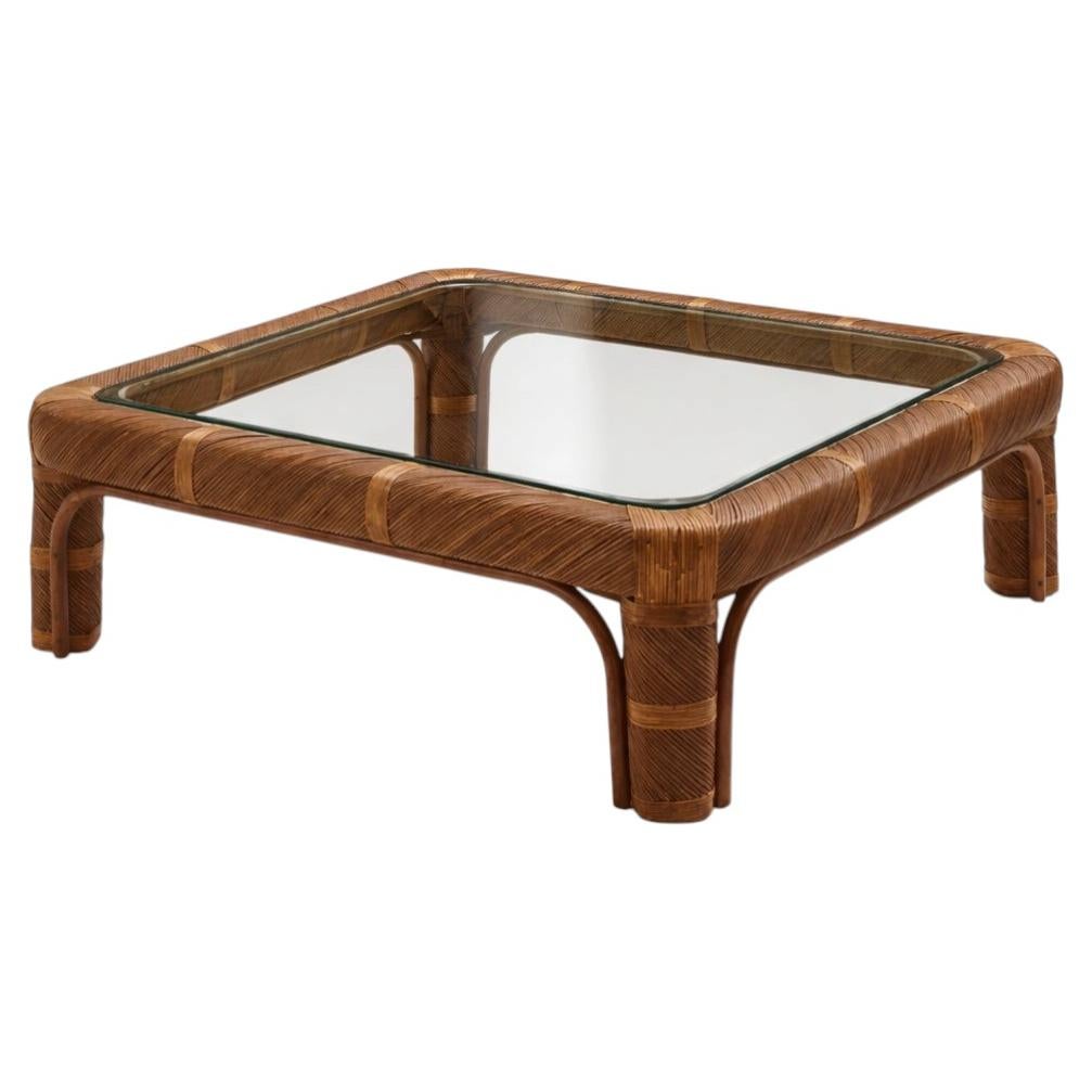 Ursula Couchtisch aus gebeiztem Rattan und gehärtetem Glas von POPUS EDITIONS