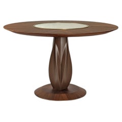 Mesa de juegos Jennet de madera de nogal, marquetería de chapa y azulejos, de Madheke