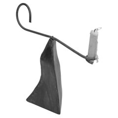 Portacandele “Balancing Act” in acciaio di Six Dots Design