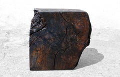W2386: Taburete exclusivo en roble oxidado, de Jörg Pietschmann