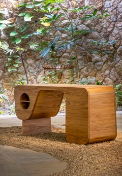 Scrivania Silvio in legno massello brasiliano di Gisela Simas