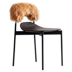 Mule Chair in Black Matte-Painted Steel & Fur by Dendê