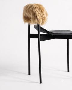 Mule Chair in Black Matte-Painted Steel & Fur by Dendê