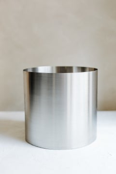 Grande jardinière « Loto » en acier inoxydable, par form & eisen