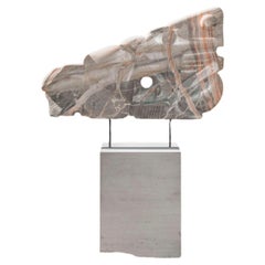Stehende Skulptur aus Onyx, Regenbogenstein und Travertin von Olivia Cognet