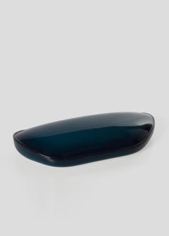 Grande sculpture « Ondine » en forme de boîte bleue laquée, par Mercoeur