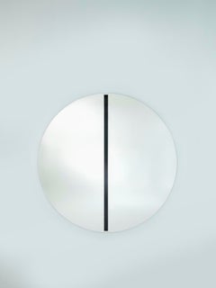 Luna Black Round M – lackierter Wandspiegel von Deknudt Mirrors