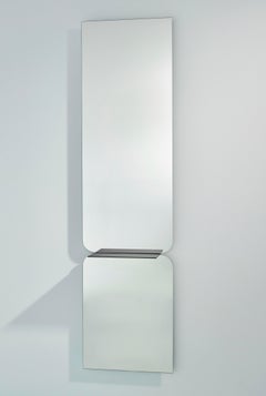 Taille Contemporary Sculptural Mirror with an Aluminium Shelf by Deknudt Mirrors