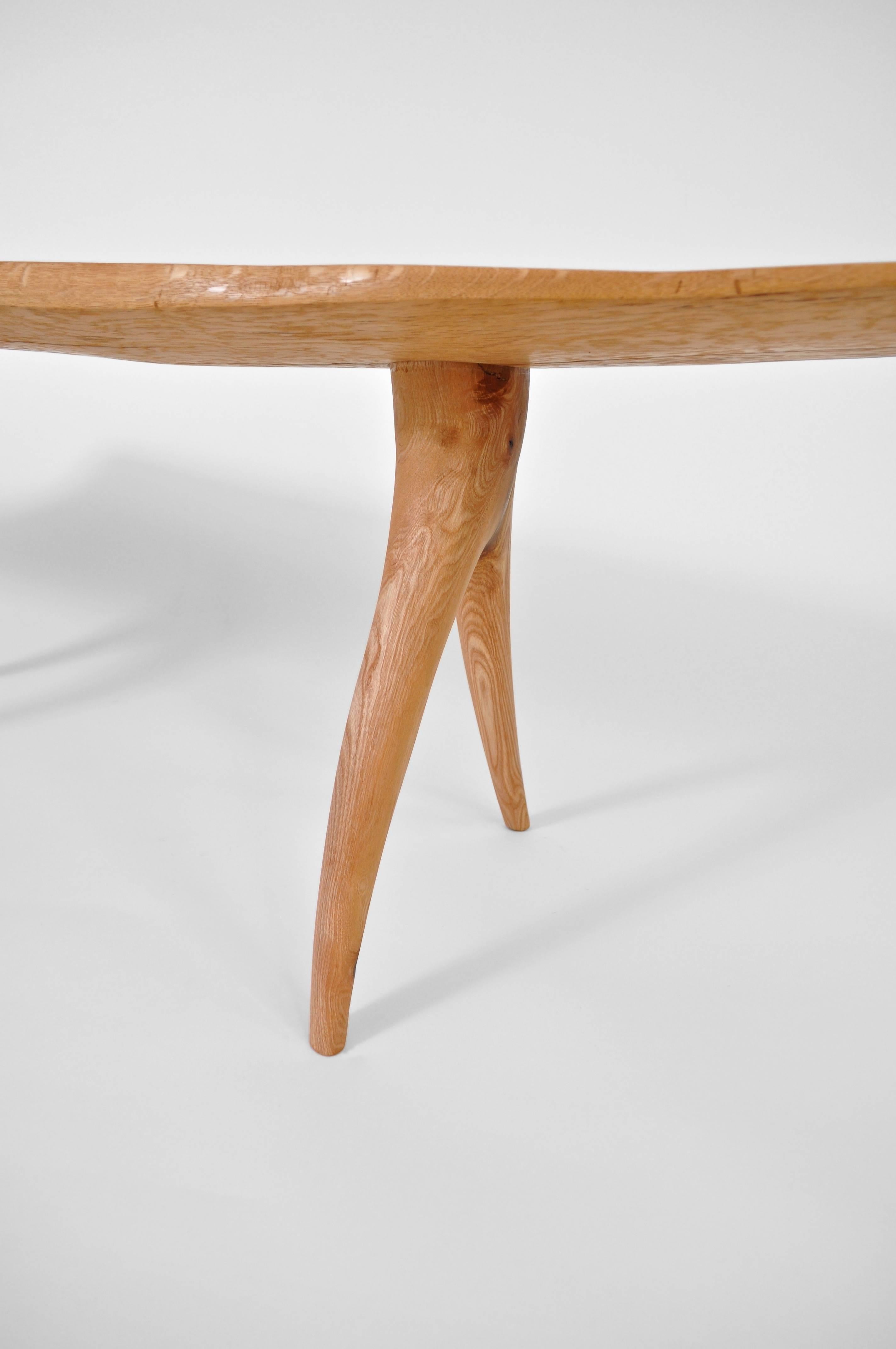 Unique signed chair by Jörg Pietschmann
Chair/Bench· Oak 
H 40 x W 123 x D 33 cm
Wild piece of oak, legs are crafted from branch forks.
Polished oil finish.

In Pietschmann’s sculptures, trees that for centuries were part of a landscape and