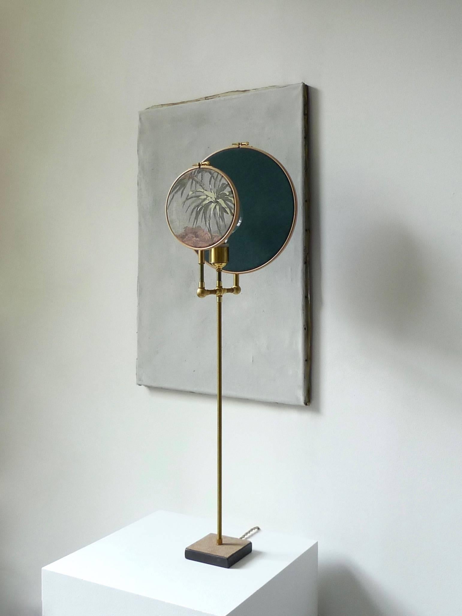 Light object, floor lamp, circle blue grey
Handmade in brass, leather, wood, hand printed and painted linen.
A dimmer is inlaid with leather
Dimensions: H 83 x W 27 x D 16 cm
The design artwork is meticulously handcrafted in a limited series,
