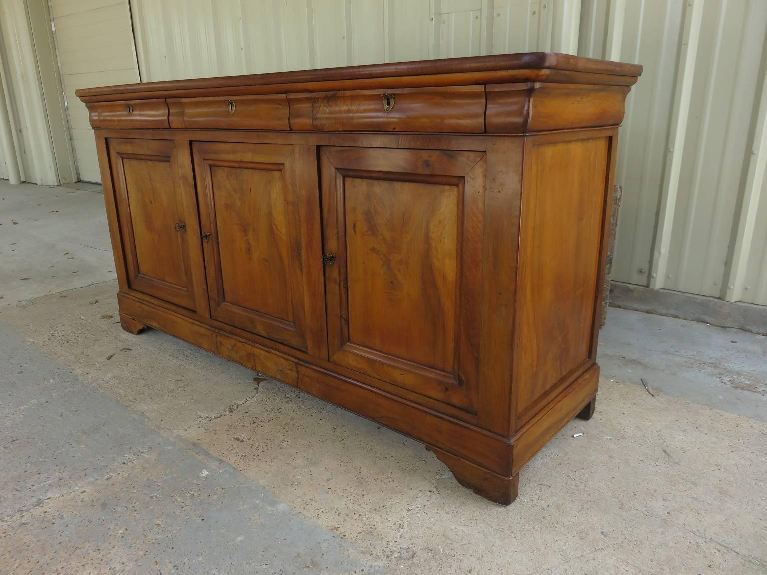 19th Century French Louis Philippe Enfilade in Walnut In Good Condition In Houston, TX