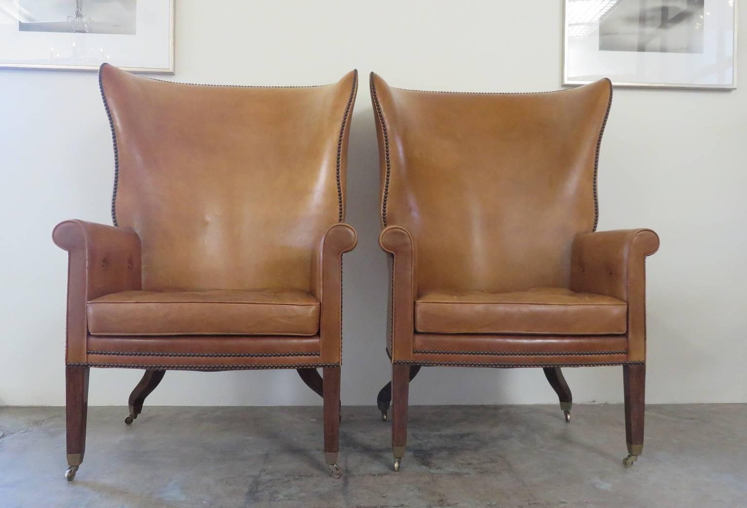 Pair of Vintage Dessin Fournir Chairs In Excellent Condition In Houston, TX