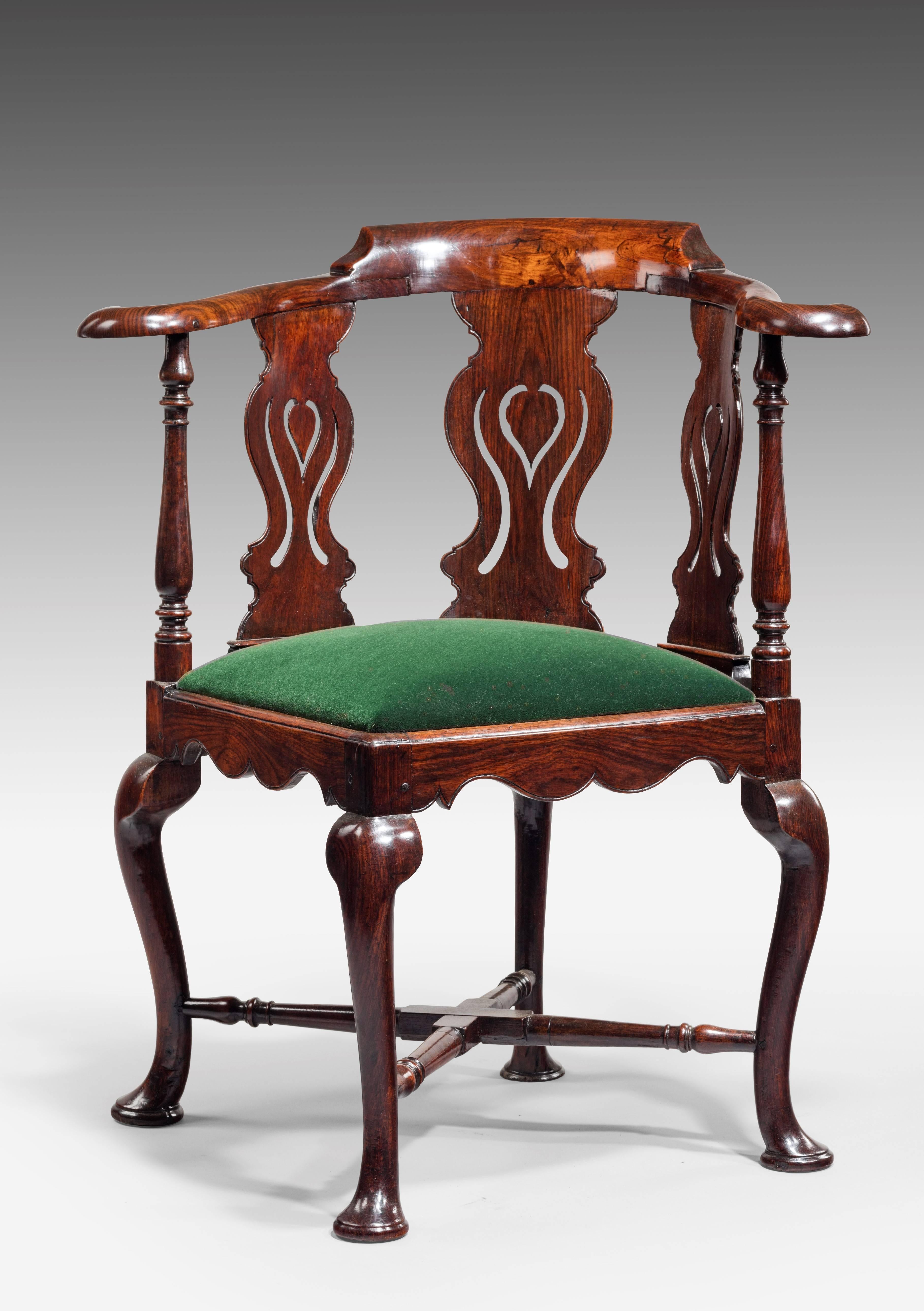 18th Century Chinese Export Carved Padouk Corner Chair In Good Condition In Sutton Coldfield, GB