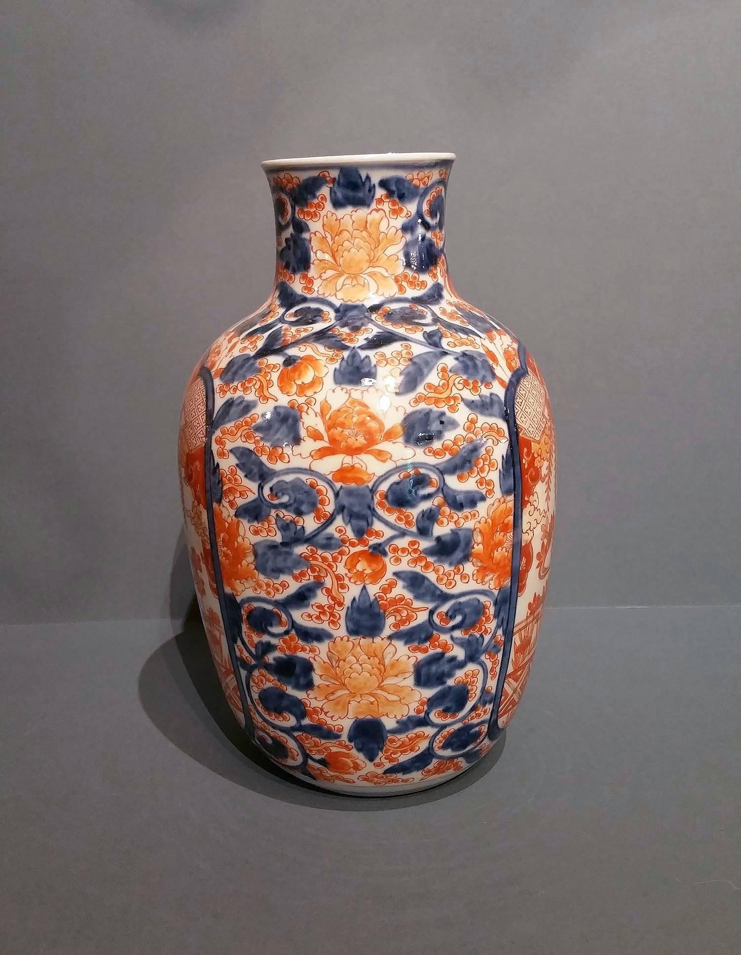 Hand-Painted Pair of Long Neck Imari Vases