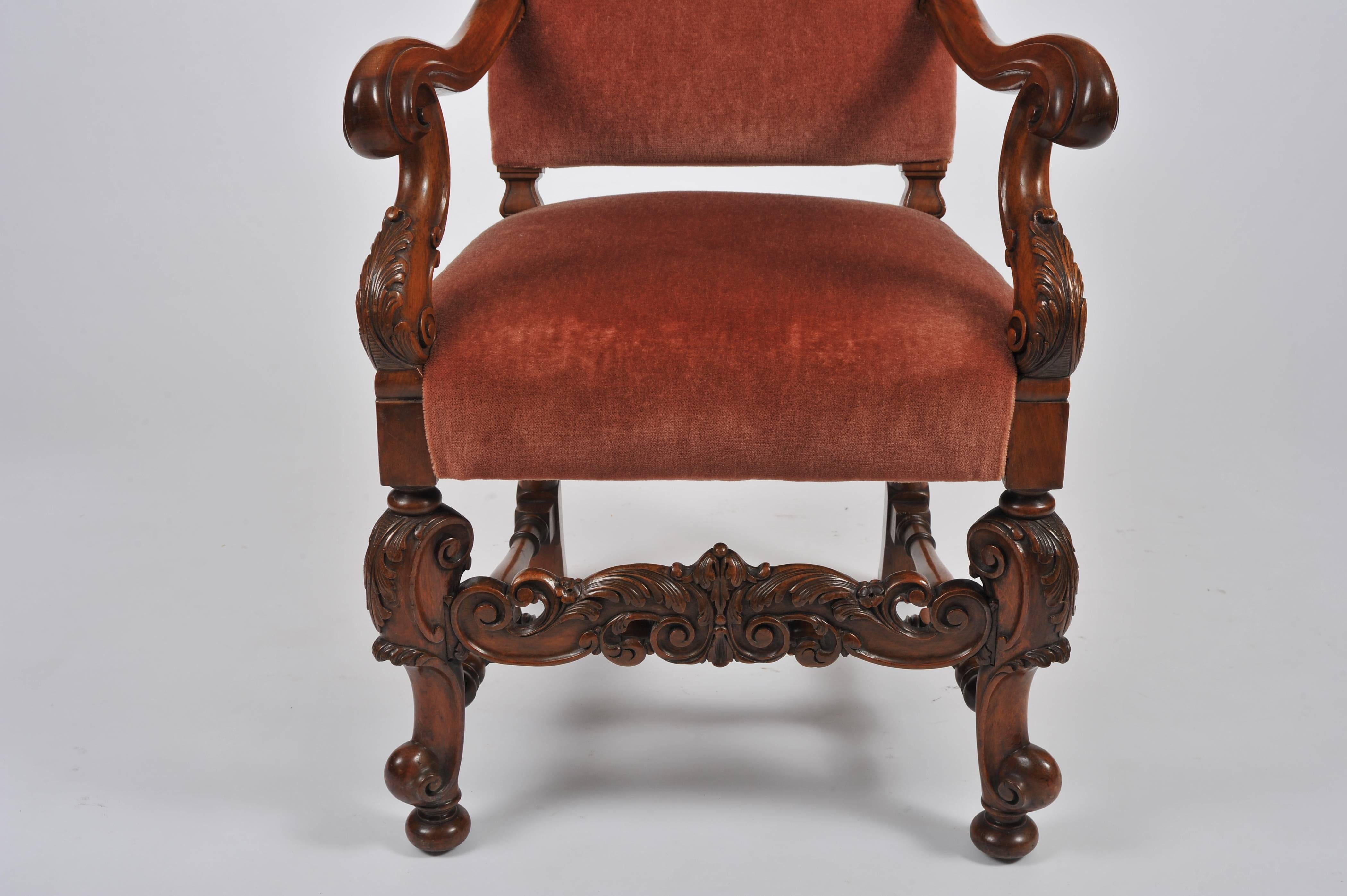 20th Century 1920s Set of Walnut Dining Chairs