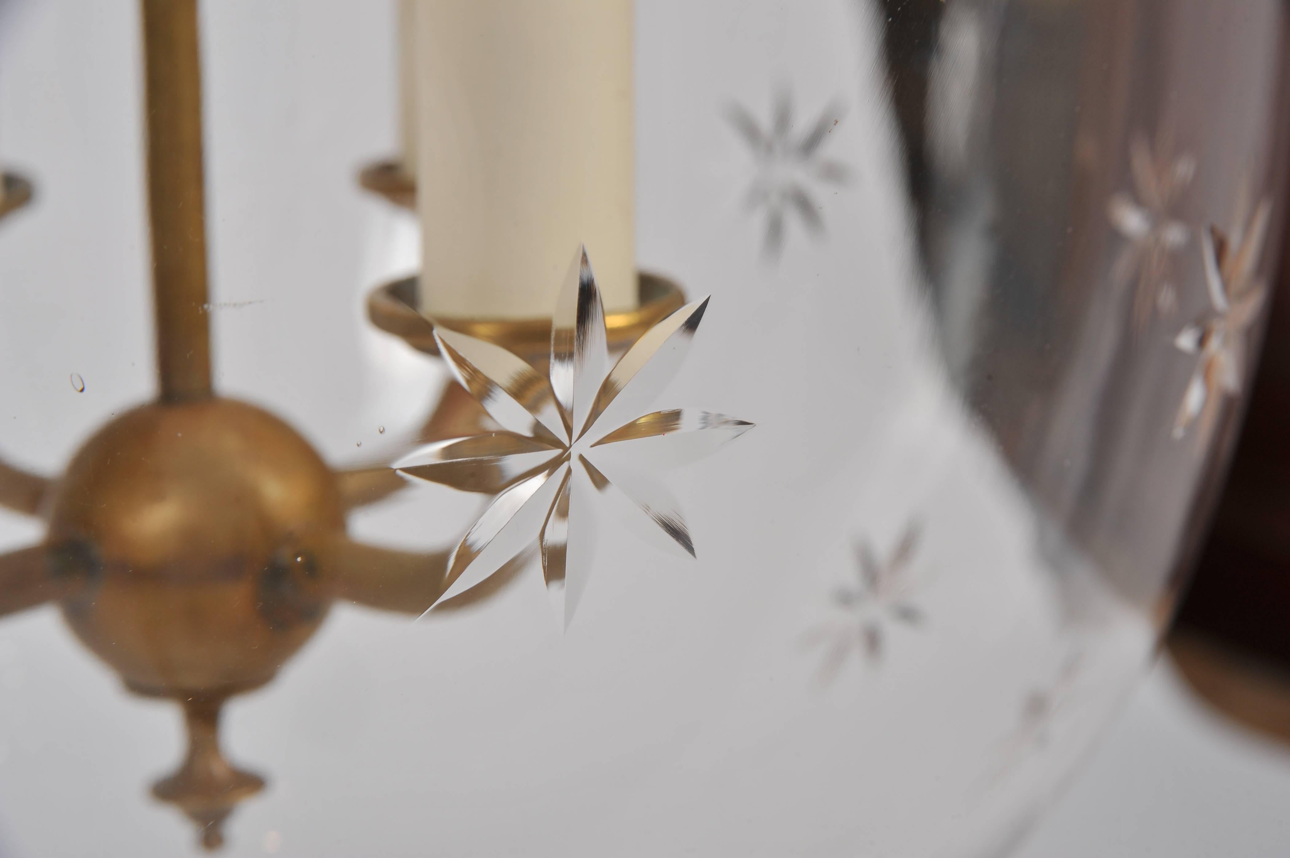 Large Glass Star Design Storm Lantern with Brass Fittings In Excellent Condition In London, GB