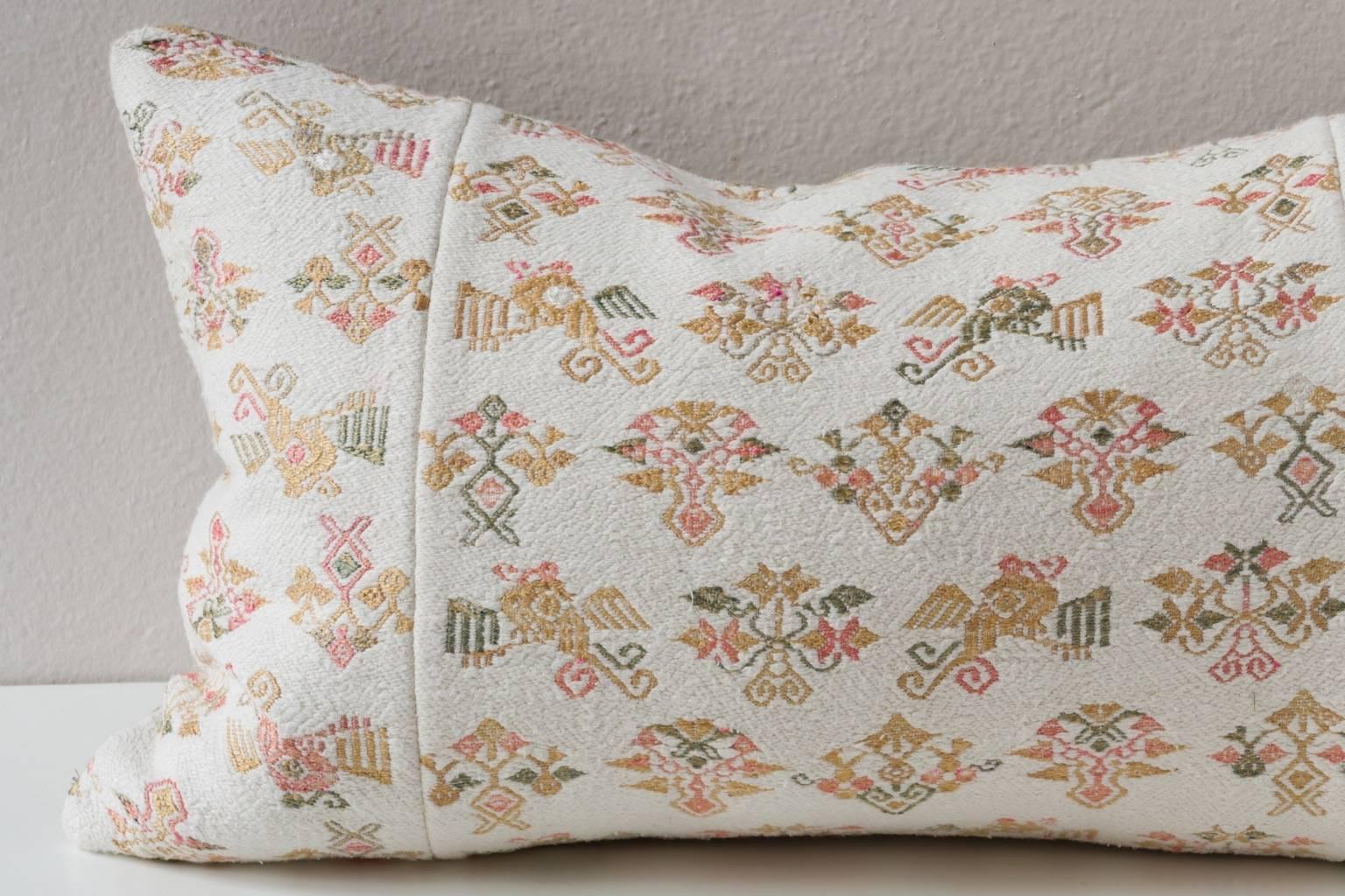 Hand-Woven Maonan Wedding Blanket Cushion For Sale