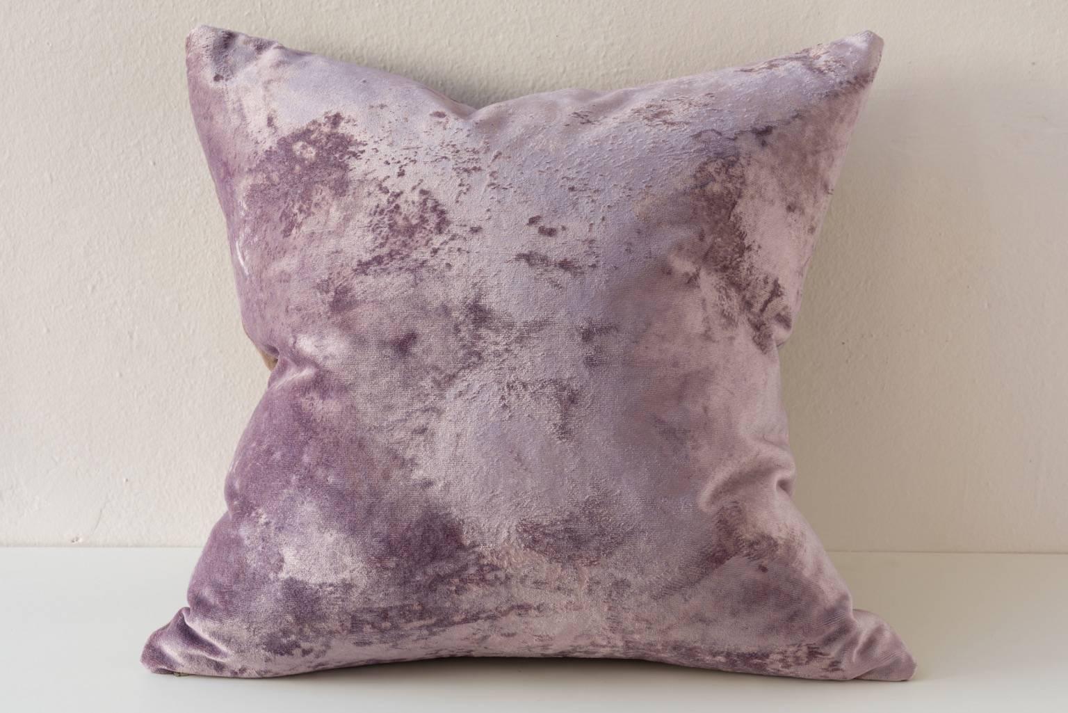 Crushed silk velvet pillows over dyed mauve-- a pair available. 

Linen on reverse see image.
75/25 goose feather and down inserts.
Concealed zippers.
Check our 1stdibs storefront for pillows in coordinating fabrics.