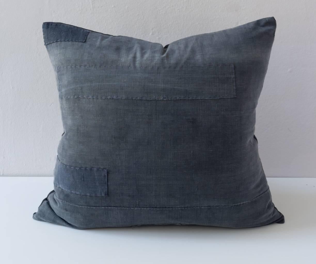 Charming black-grey cushions made from vintage futon covers. Hebei Province, China. 

Linen on reverse--see image
75/25 goose feather and down inserts.
Concealed zipper.
Check our 1stdibs storefront for pillows in coordinating fabrics.