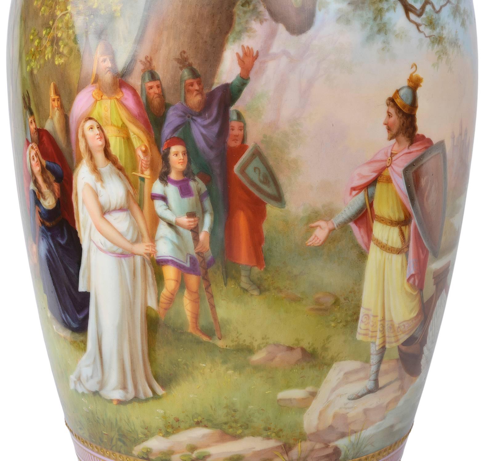 XIXe siècle Vase en porcelaine de Vienne du 19ème siècle en vente