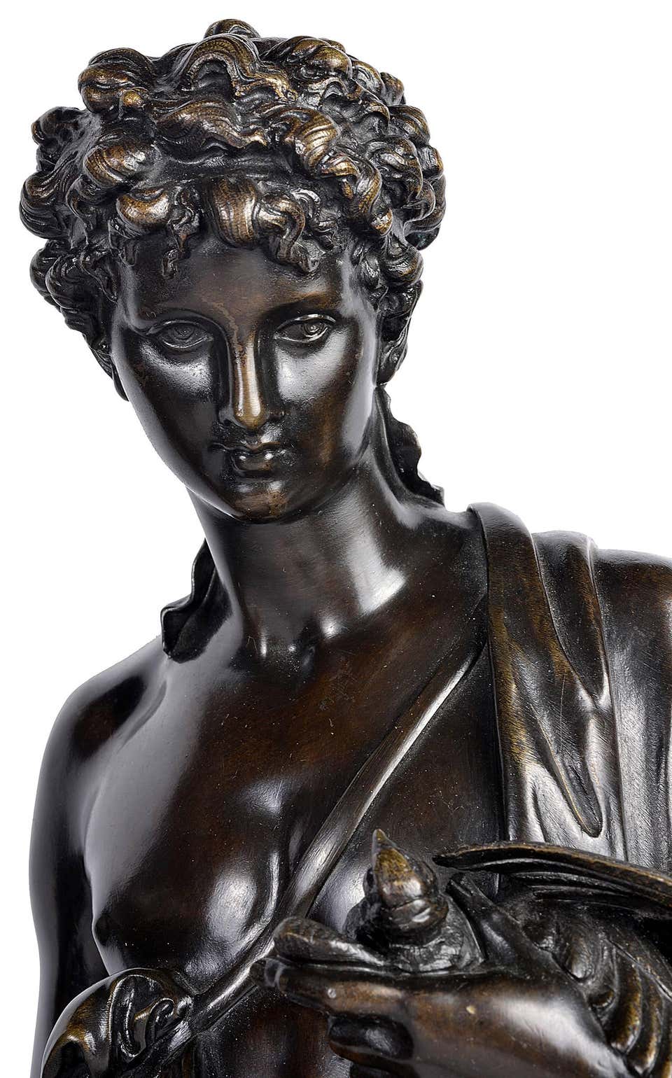 Pair of Classical Grecho Bronze Statues of Classical Females by Dumaige In Good Condition For Sale In Brighton, Sussex