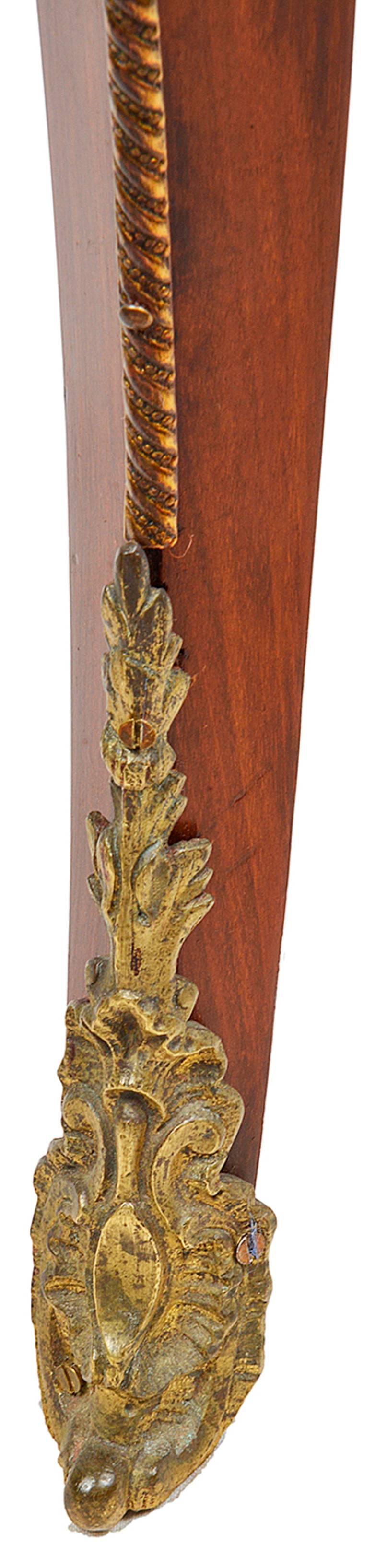 jardiniere table