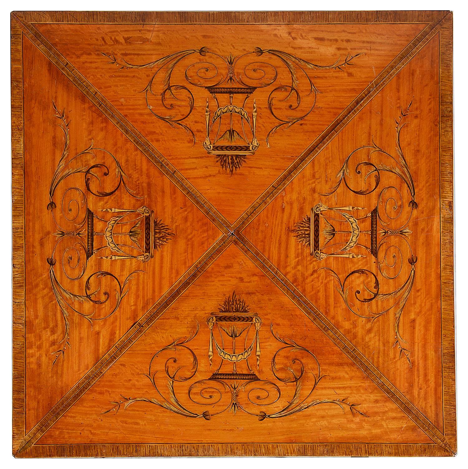 Kartentisch aus edwardianischem Seidenholz mit Intarsien im Angebot 1
