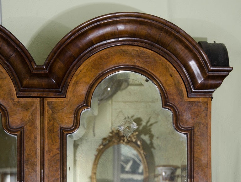 Walnussholz-Doppelkuppel-Bürostühle aus der Queen Anne-Periode, 18. Jahrhundert (Englisch) im Angebot