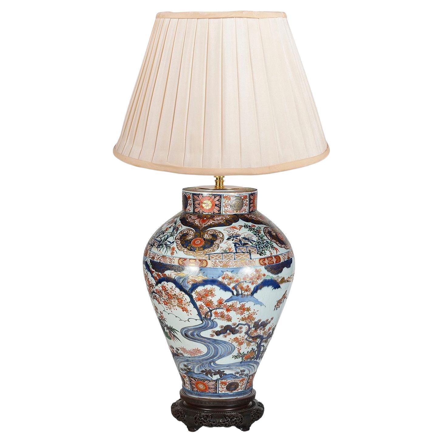 Japanische Arita Imari-Vase aus dem 18. Jahrhundert im Angebot