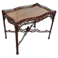 Table « Silver » en acajou de style Chippendale, vers 1800
