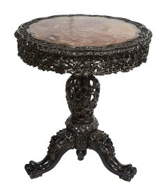 Table d'appoint chinoise en bois dur du XIXe siècle.