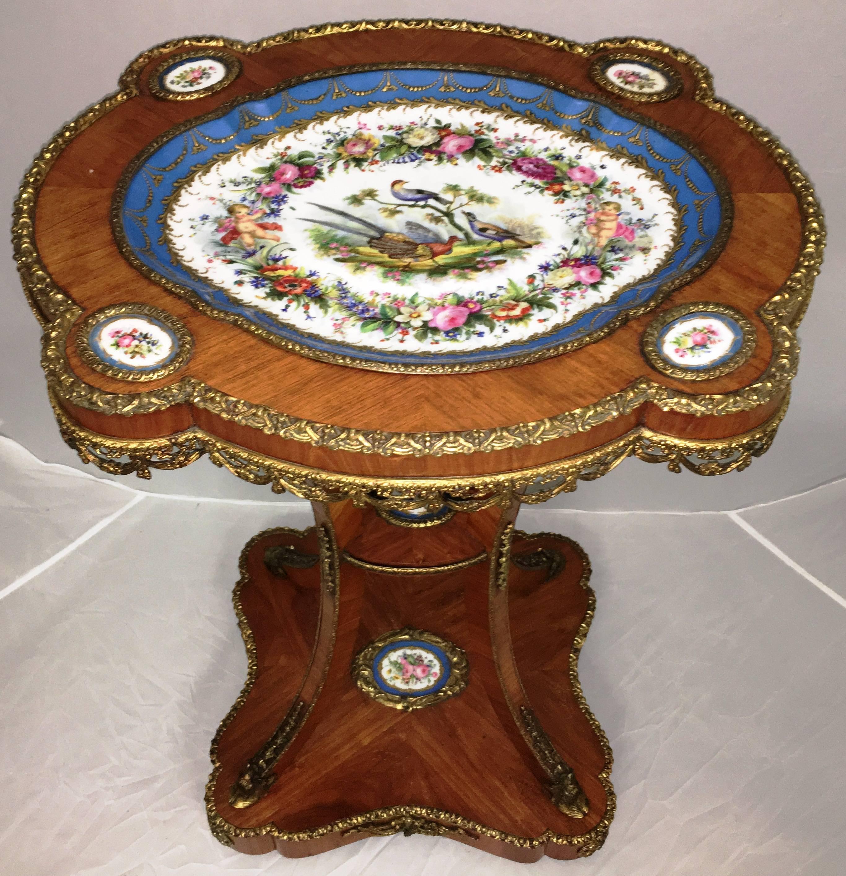 Pair 19th Century French Sèvres style Porcelain Tables In Good Condition For Sale In Brighton, Sussex