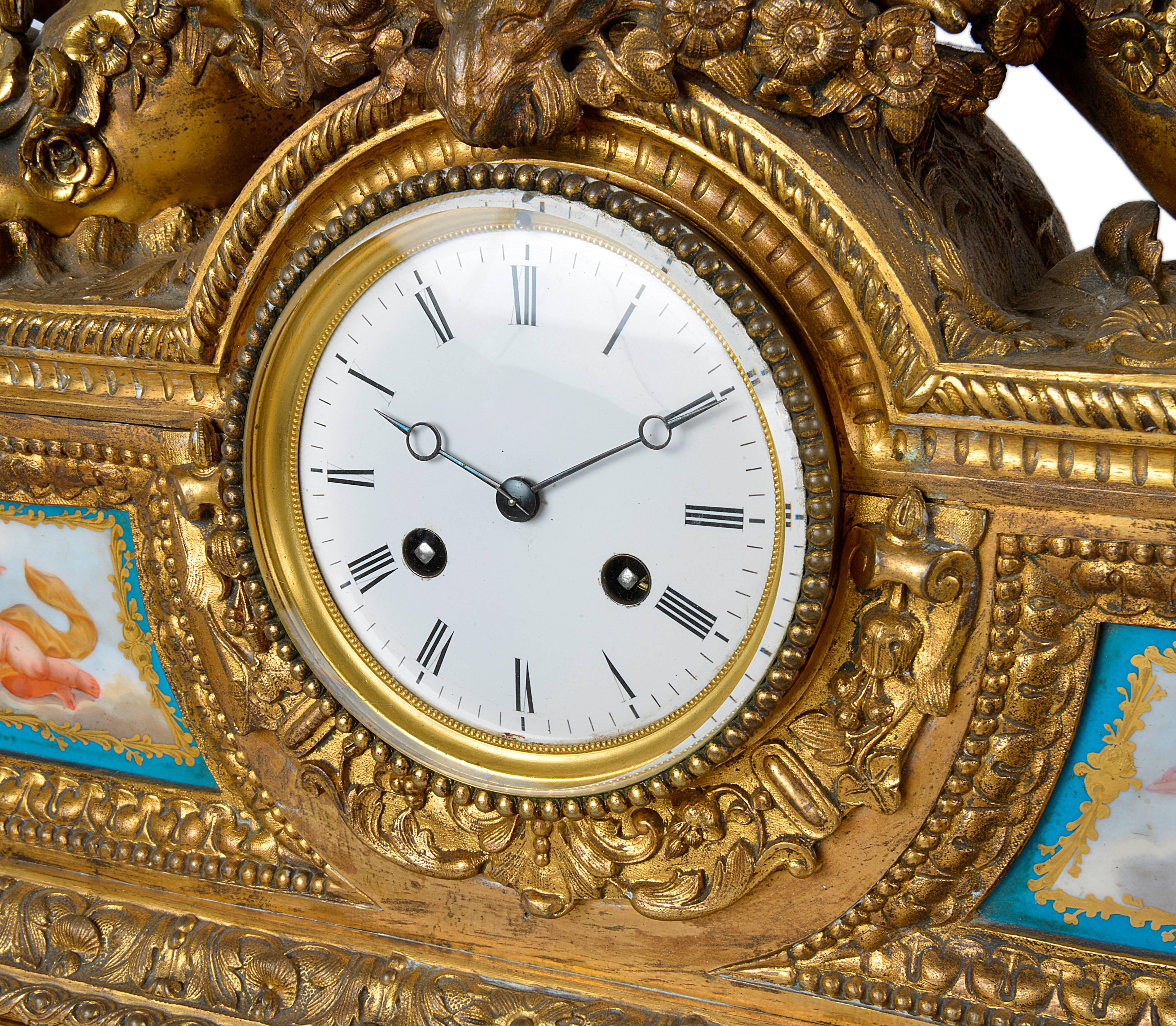 Louis XVI Grande horloge de cheminée française du 19ème siècle en vente