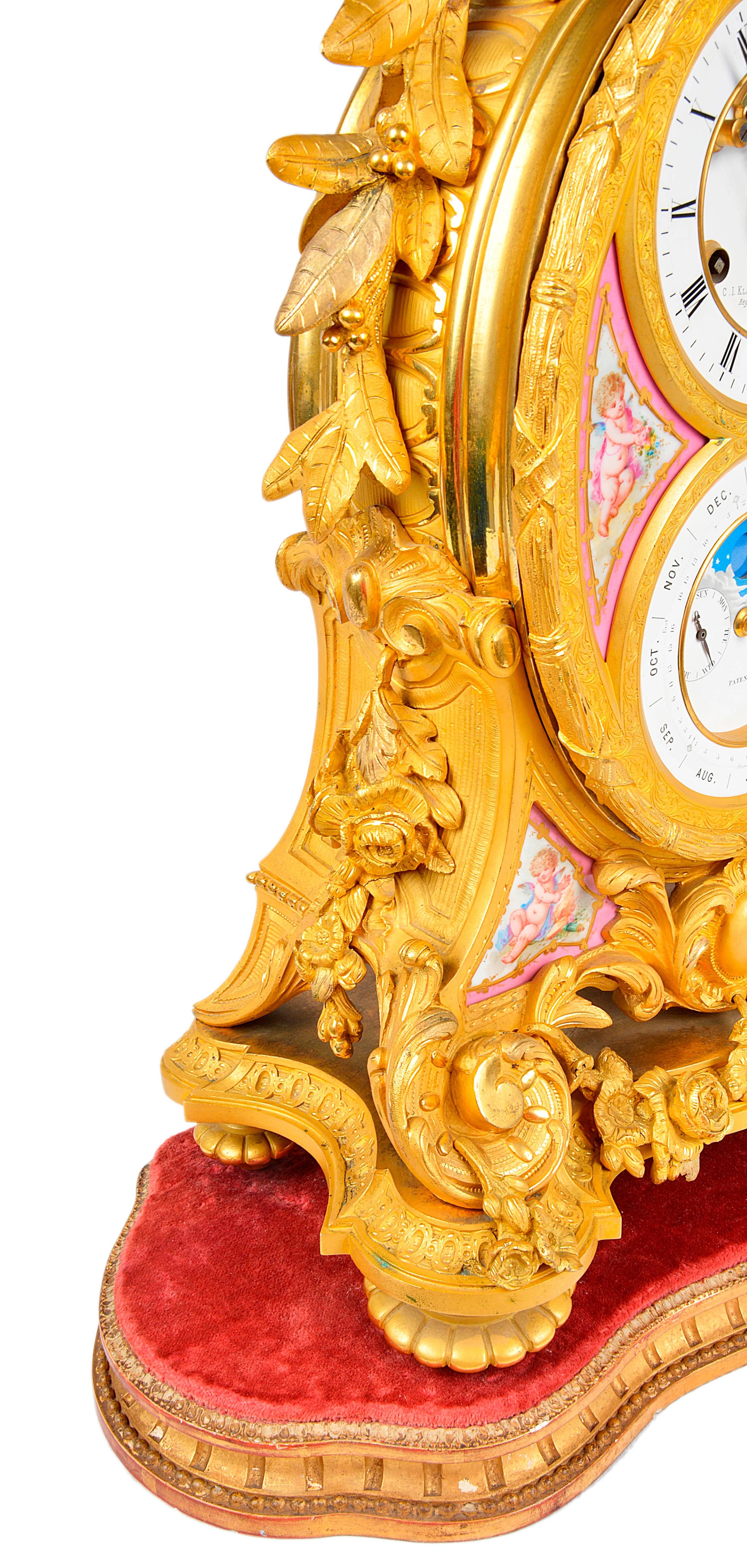 French Ormolu Calendar Mantel Clock, 19th Century In Good Condition For Sale In Brighton, Sussex