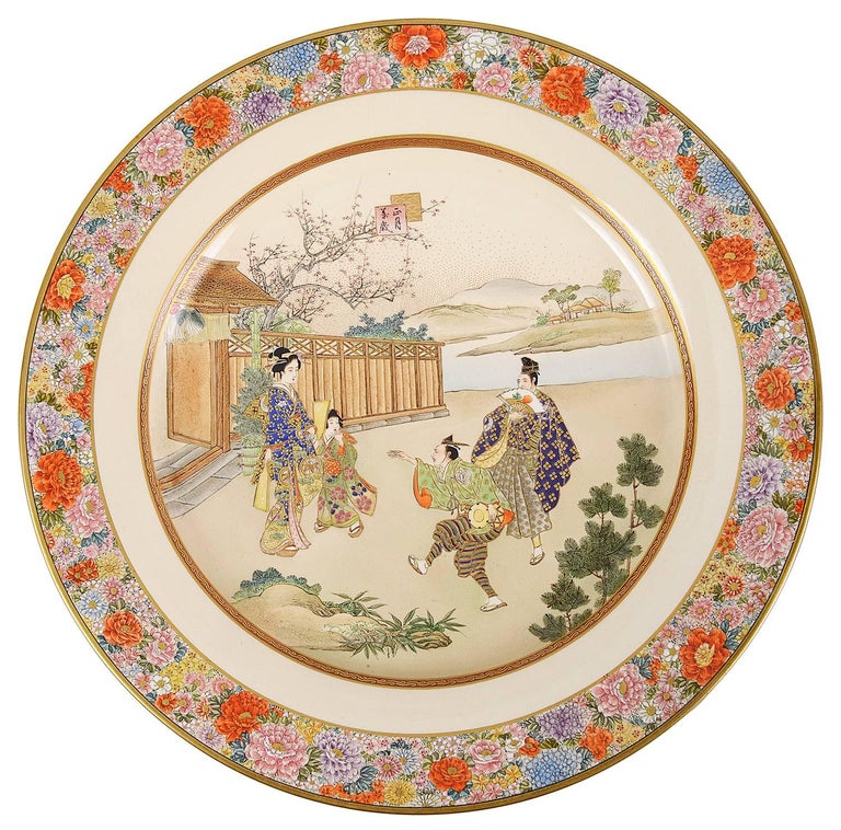 12 Japanese Kinkozan Satsuma Plates, 19th Century For Sale at 1stDibs