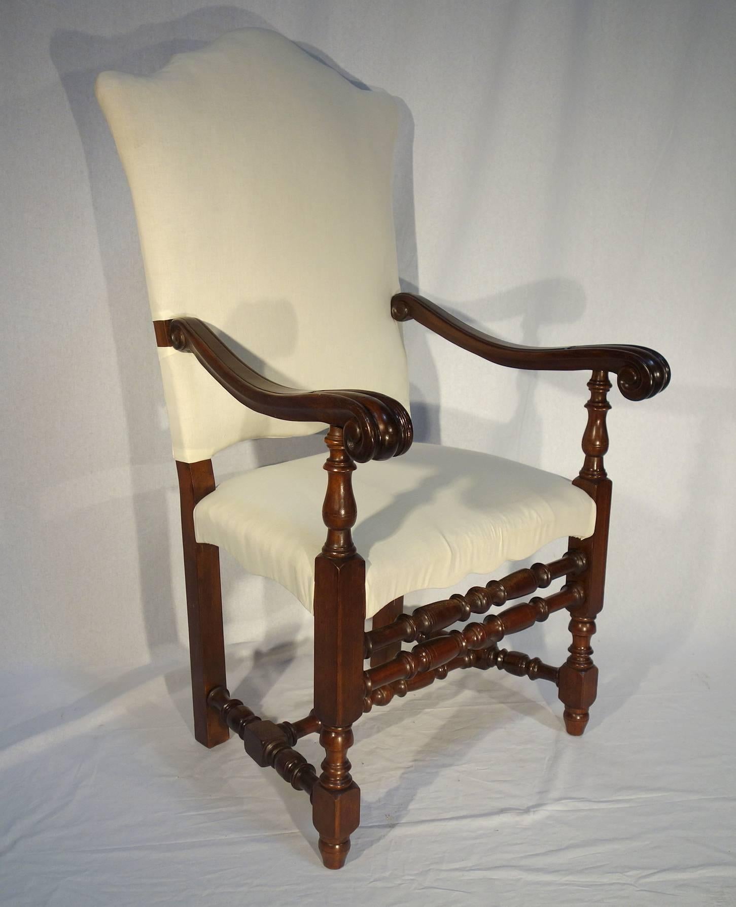 Antique Italian 17th Century Style Walnut Armchair, Set of Two, circa 1880 In Good Condition In Encinitas, CA