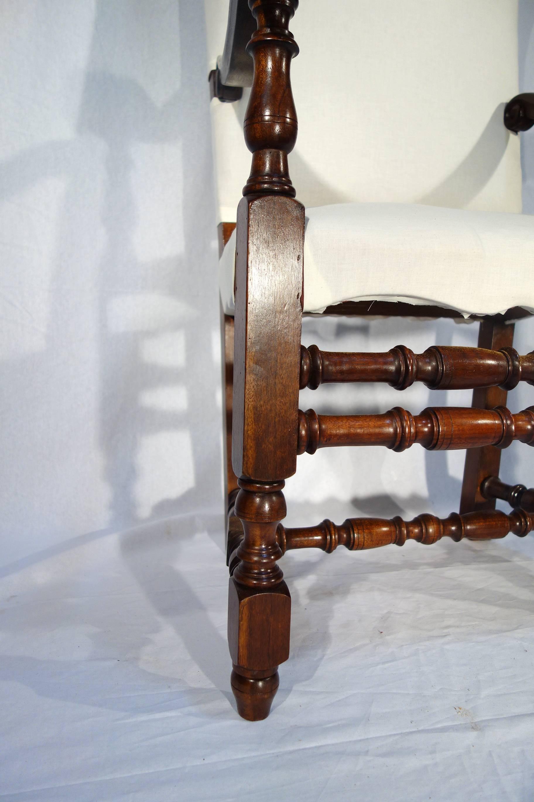 Antique Italian 17th Century Style Walnut Armchair, Set of Two, circa 1880 5