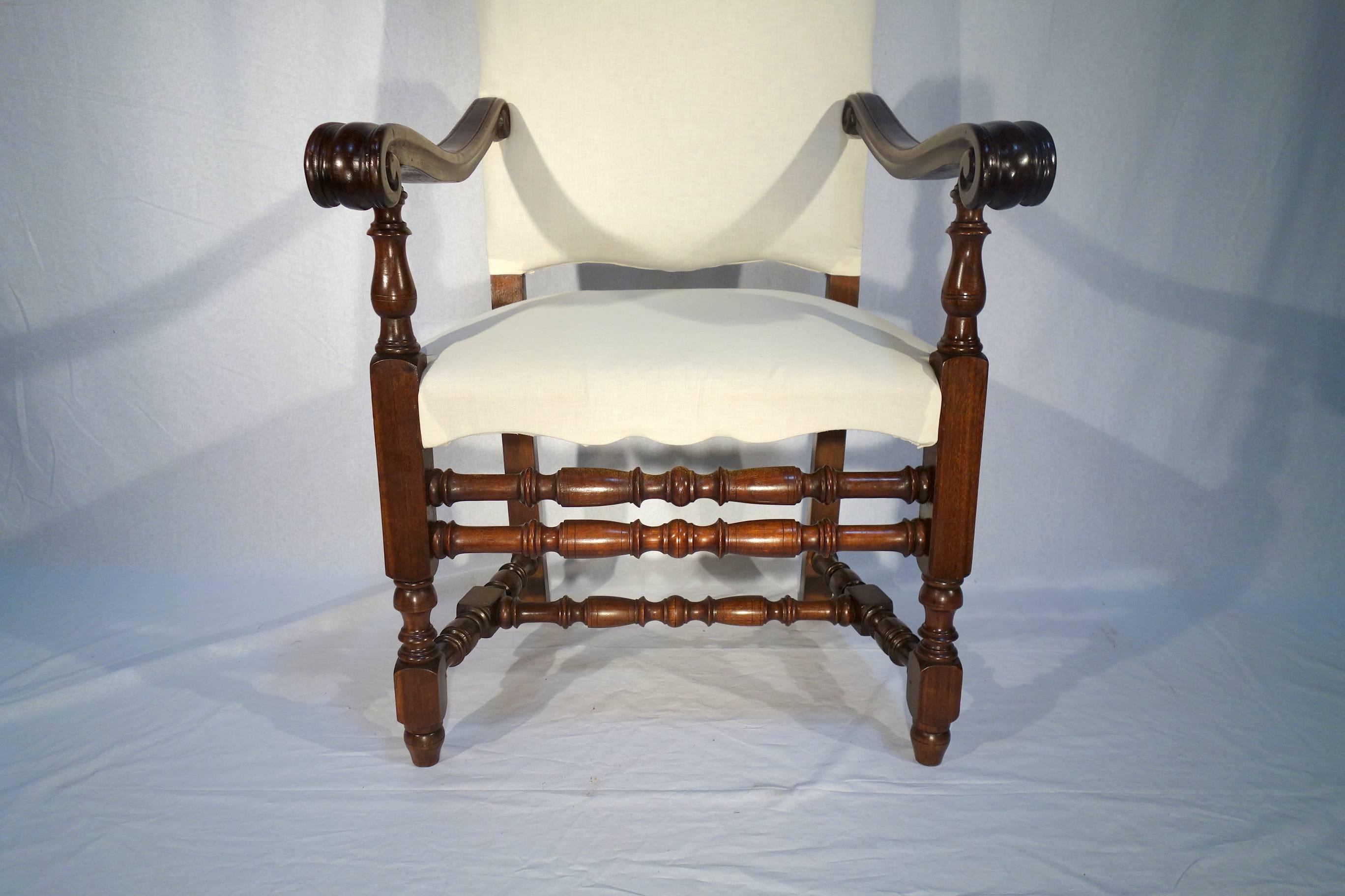 Antique Italian 17th Century Style Walnut Armchair, Set of Two, circa 1880 6
