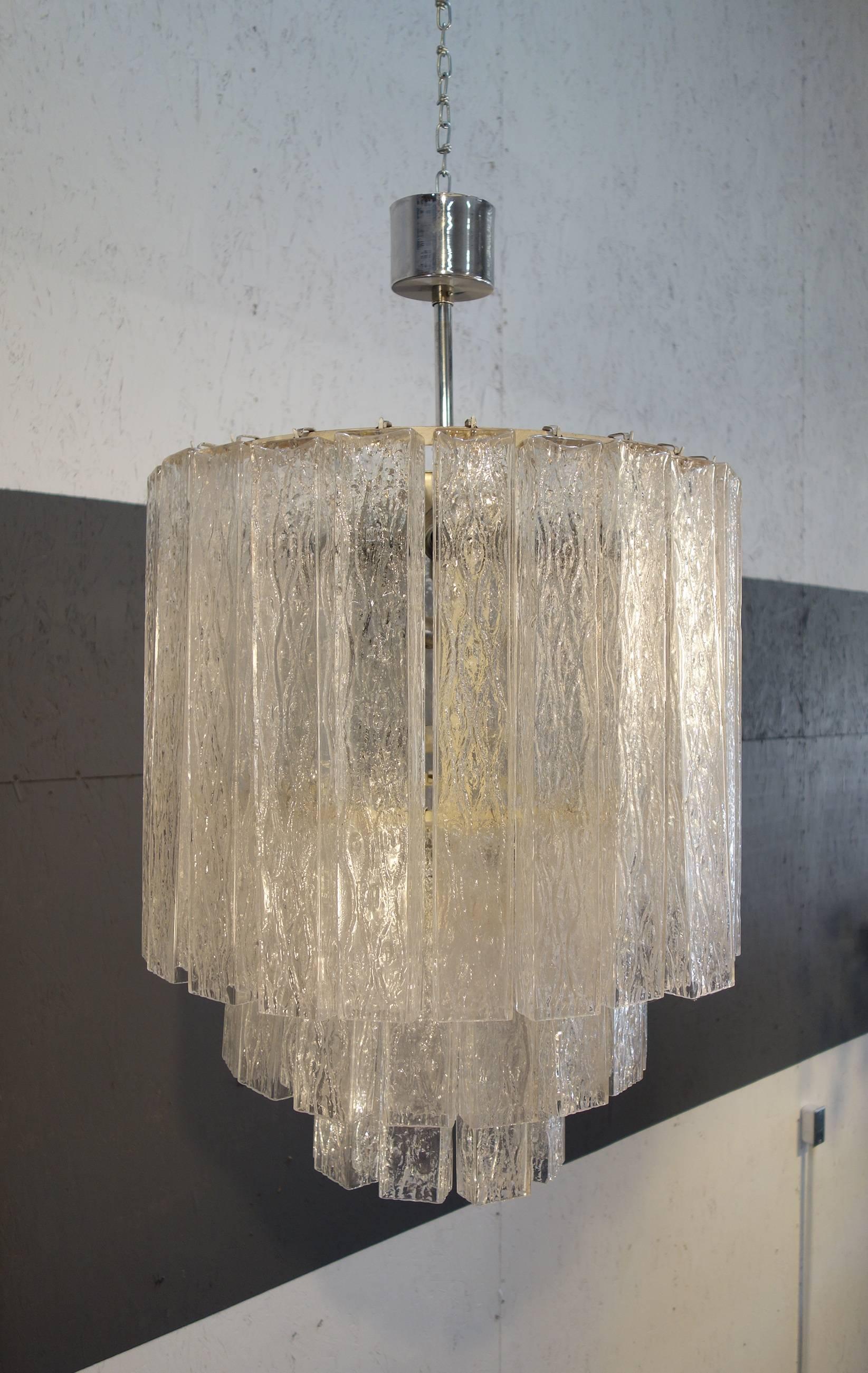 Stunning Murano tubular glass chandelier with three tiers. Twenty-two 
