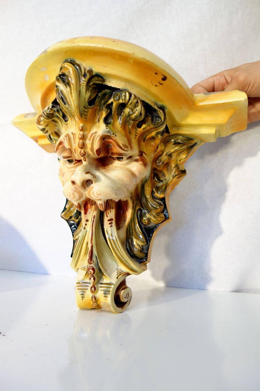 Early 19th Century Renaissance Style Majolica Lion Head Shelves, Pair In Good Condition In Encinitas, CA