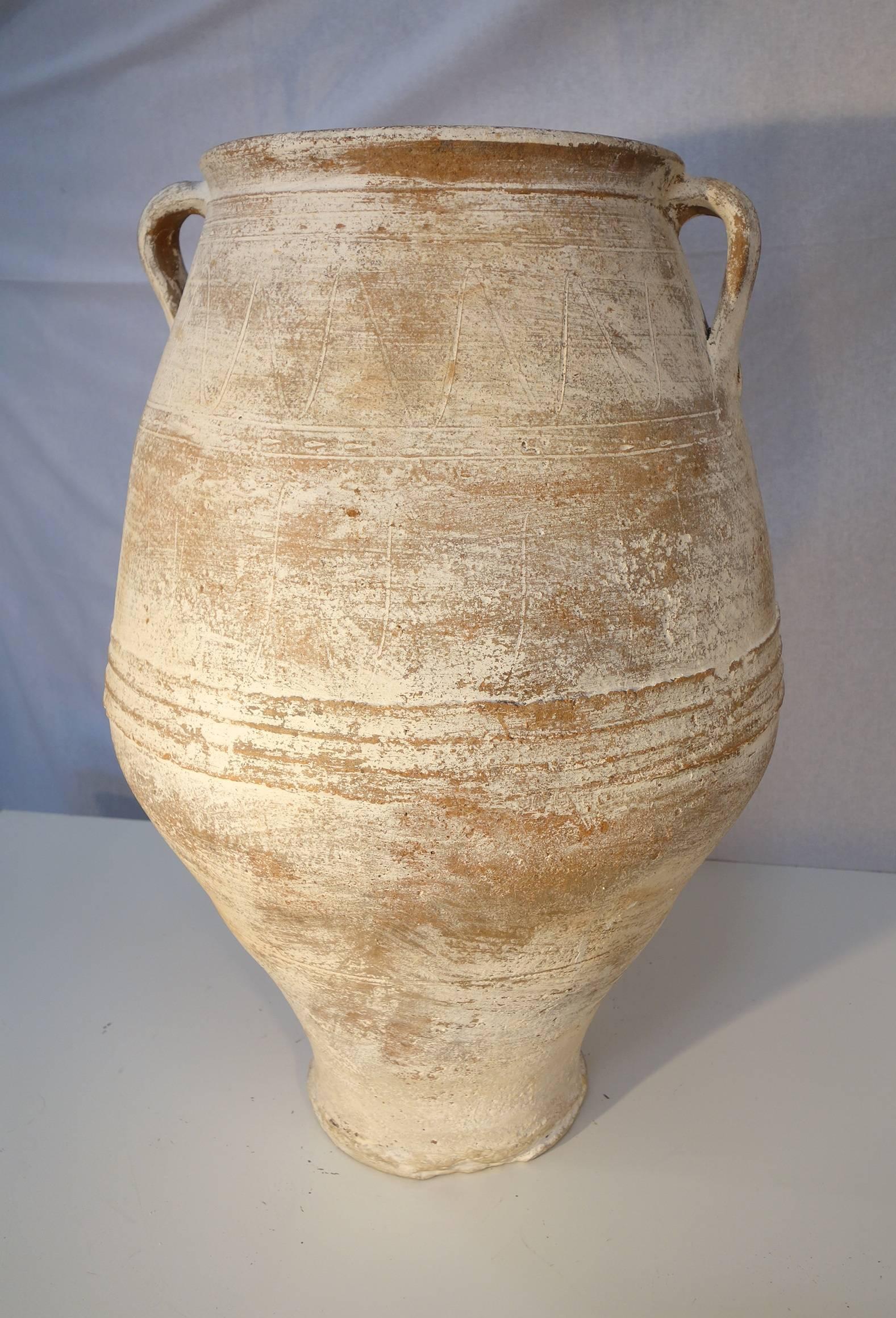 19th Century Mediterranean Terracotta Water Amphora Jar, White Patina, Pair In Good Condition In Encinitas, CA