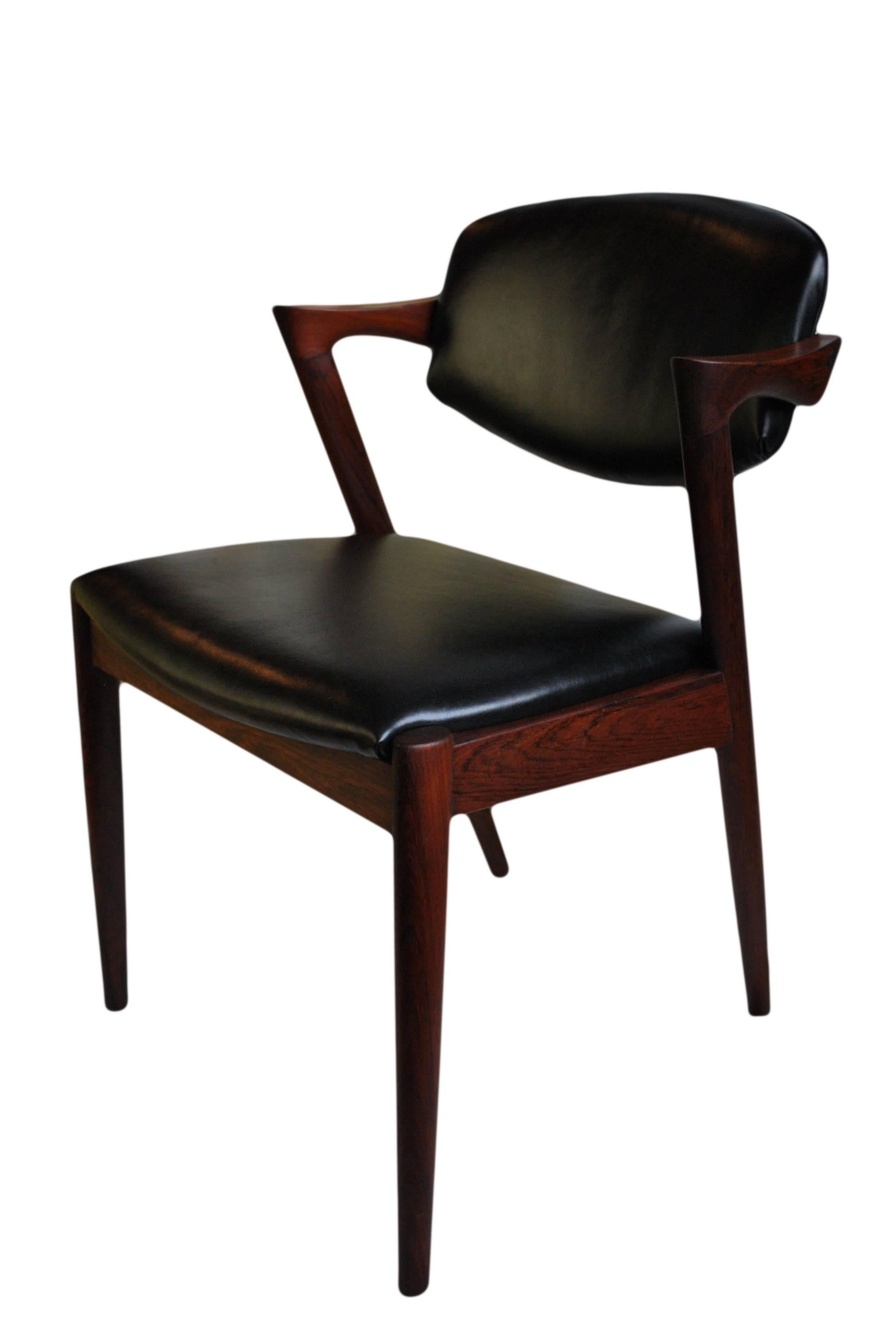 Mid-Century Modern Six Fully Restored and Reupholstered Kai Kristiansen Rosewood Model 42 Chairs
