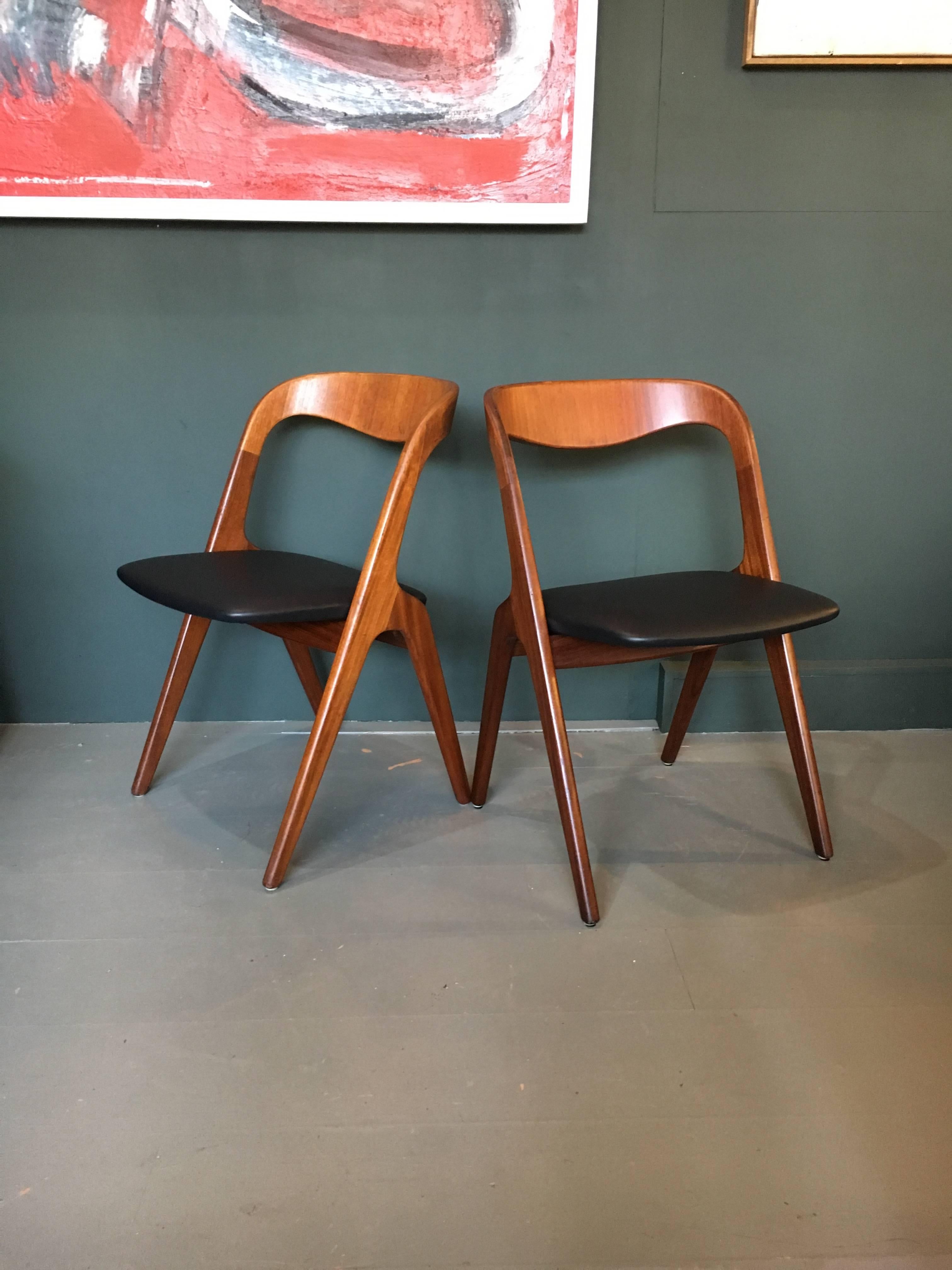 Teak 10 Danish Midcentury Dining Chairs by Johannes Andersen, Reupholstered
