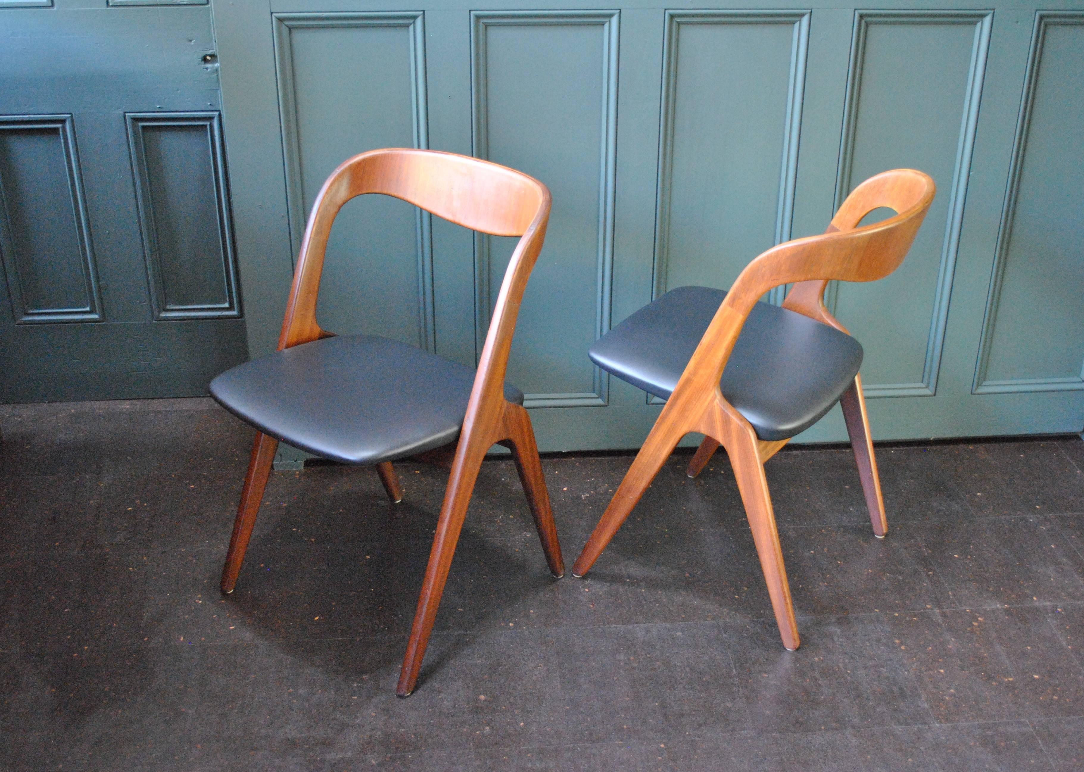 10 Danish Midcentury Dining Chairs by Johannes Andersen, Reupholstered 4