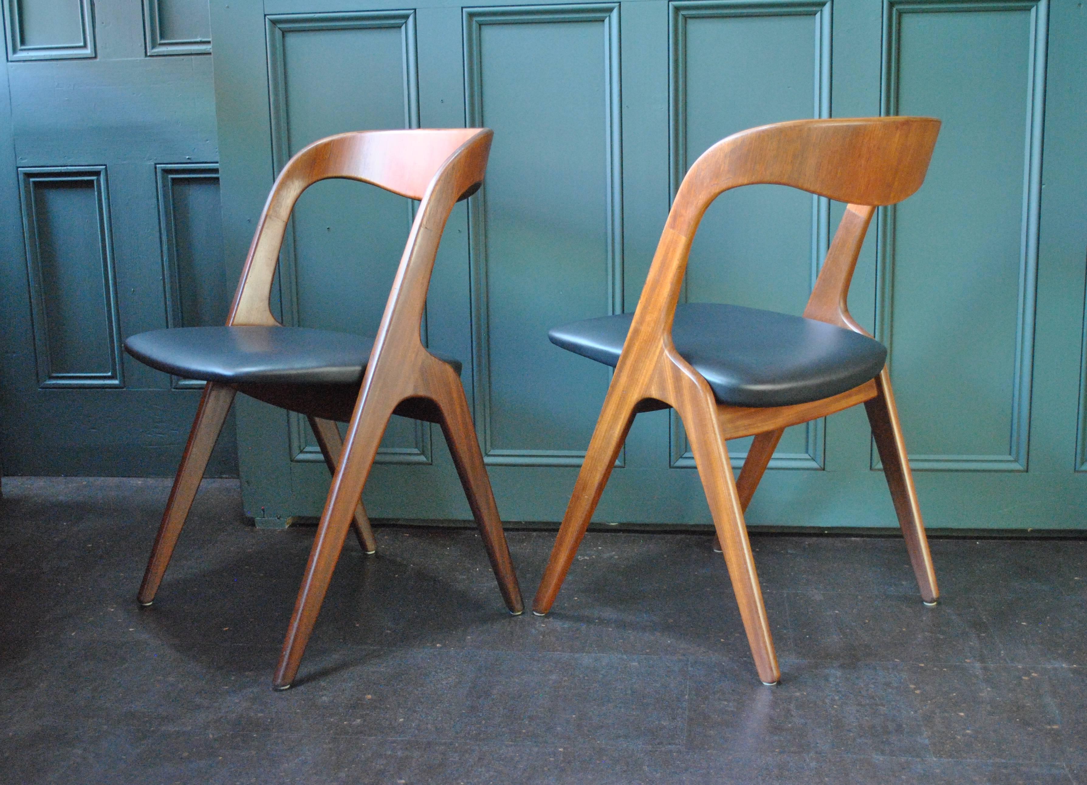 10 Danish Midcentury Dining Chairs by Johannes Andersen, Reupholstered 13