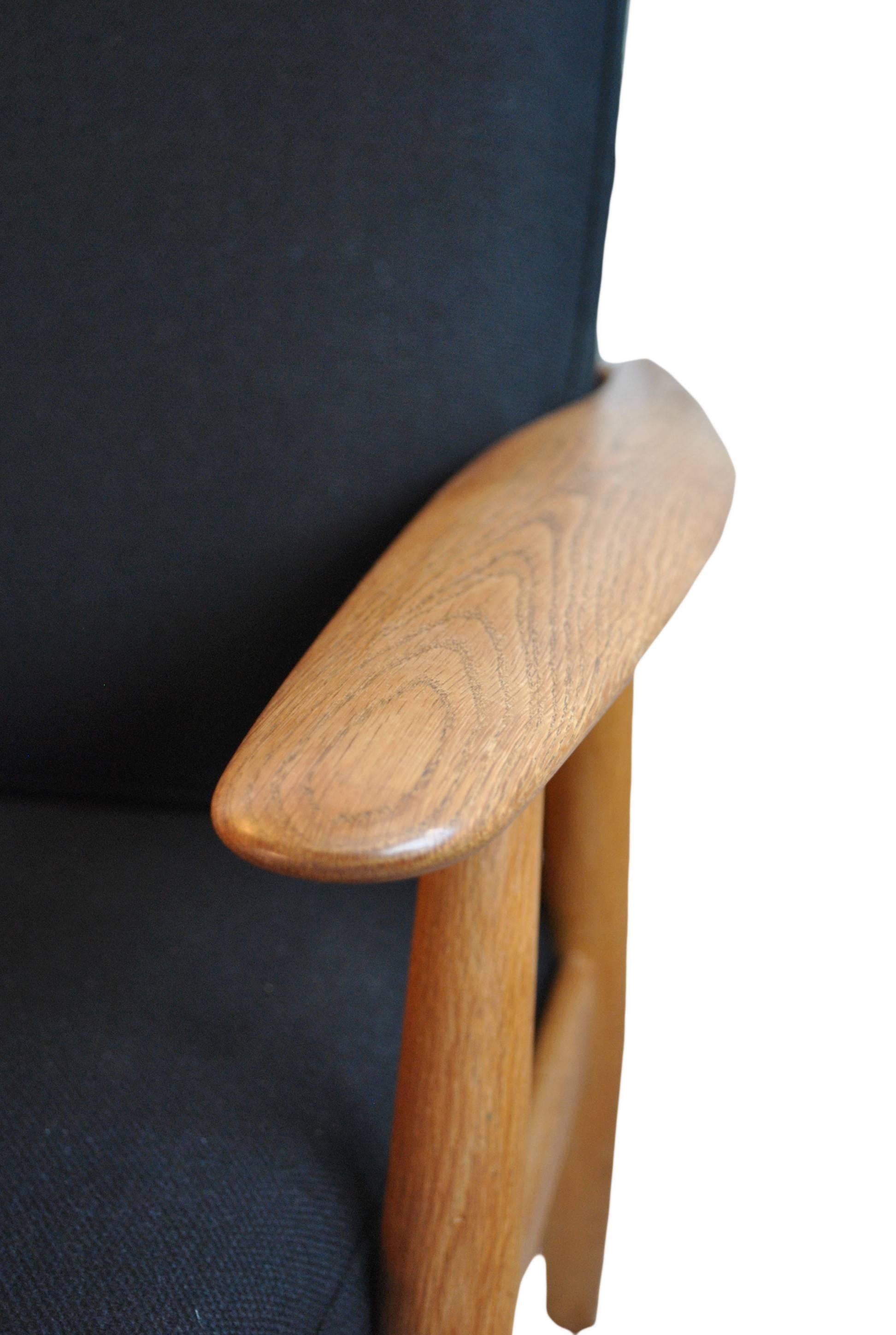 Original Hans J Wegner 'Cigar' Chair, Oak Model In Excellent Condition In London, GB